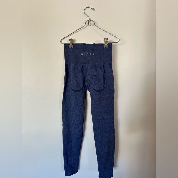 NVGTN GREY/Blue High Waisted Seamless Contouring Leggings - Picture 6 of 8